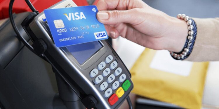 Alldaynews.gr Αυτά είναι τα επιδόματα που θα δίνονται αποκλειστικά με χρεωστική κάρτα