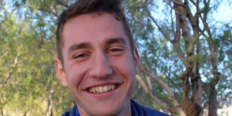 Τραγωδία στη Λιβύη: Αυτός είναι ο 27χρονος υπαξιωματικός που σκοτώθηκε στο τροχαίο-«Θα γυρίσει πίσω το παιδί μου;»