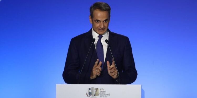 Alldaynews.gr Ένας επιπλέον μισθός τον χρόνο για 660.000 υπαλλήλους του Δημοσίου – Επίδομα «προσωπικής διαφοράς» για τους συνταξιούχους