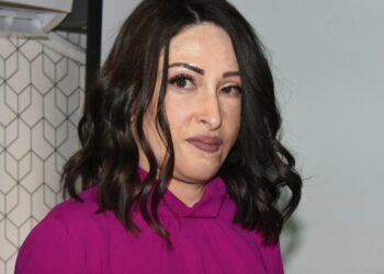 Σοκάρει η Ιωάννα Παλιοσπύρου: «Αν μου ξαναρίξουν βιτριόλι μην ψάχνετε»-Τα μηνύματα που της έστειλε παντρεμένος