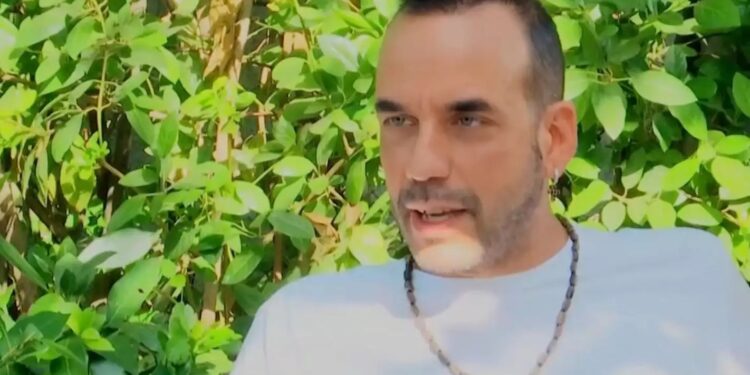 Alldaynews.gr Έγινε Μπαμπάς ο Πάνος Μουζουράκης – Γέννησε η Μαριλού Κόζαρη