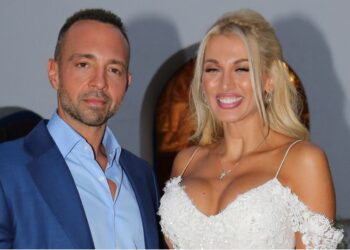 Κωνσταντίνα Σπυροπούλου – Βασίλης Σταθοκωστόπουλος: Βάπτισαν τον γιο τους, οι πρώτες φωτογραφίες