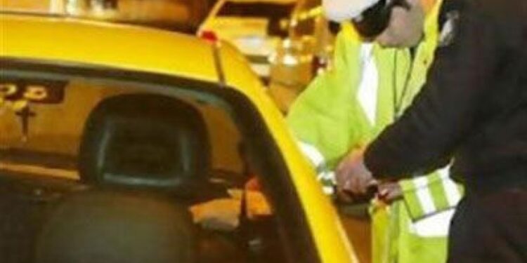 Alldaynews.gr Τρόμος για 19χρονή στον Άγιο Στέφανο, κατήγγειλε οδηγό ταξί για βiασμό – Τον βρήκαν και τον συνέλαβαν μετά από τις περιγραφές