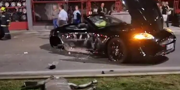 Θρήνος για τον 3χρονο Δημητράκη που σκοτώθηκε με τον παππού του στο τροχαίο με τη Jaguar-Μία ακόμη 54χρονη νεκρή[Φωτογραφίες]