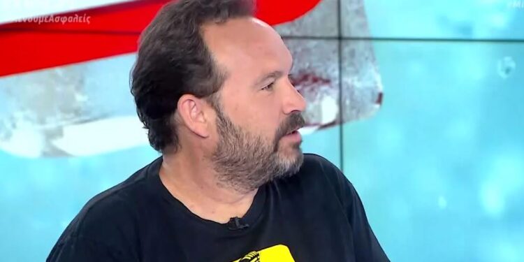 Κώστας Μακεδόνας: «Φρίκαρα όταν μου είπαν πως πρέπει να αλλάξω το επίθετό μου»