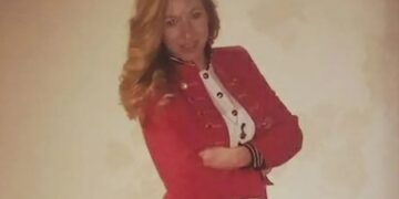 Alldaynews.gr «Την παράτησαν»-Δικαίωση ζητούν οι γονείς της 40χρονης Δέσποινας που πνίγηκε κάνοντας ράφτινγκ στον Λάδωνα