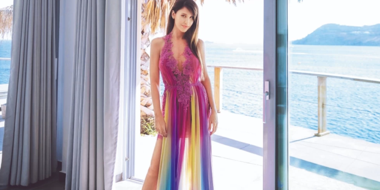 Alldaynews.gr Εμφανίστηκε 12 χρόνια μετά: Έτσι είναι στα 74 ο αγρότης Πάνος Μιχαλόπουλος, άκρως γυμνασμένος με άσπρα μαλλιά