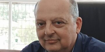 Alldaynews.gr Πέθανε 10 μέρες μετά από επέμβαση ρουτίνας διευθυντής ΔΟΥ – Η σπαρακτική ανάρτηση της γυναίκας του