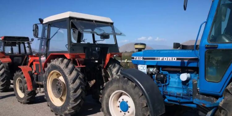 Alldaynews.gr Στους δρόμους τα τρακτέρ στην Καρδίτσα – Τι διεκδικούν οι αγρότες