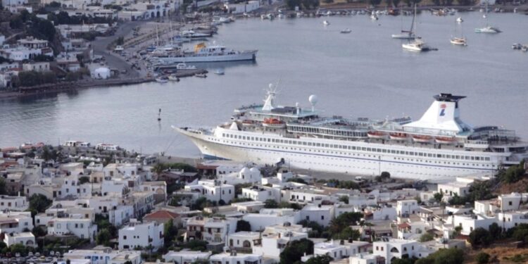 Alldaynews.gr Θάνατος δύο επιβατών σε κρουαζιερόπλοια σε Κατάκολο και Πάτμο – Νεκρός εντοπίστηκε κυβερνήτης σκάφους στα Χανιά