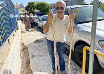 Χανιά: Με τις «mountain elevator» μαγκούρες του ψήφισε 85χρονος – Ανέβηκε τον Όλυμπο με αυτές