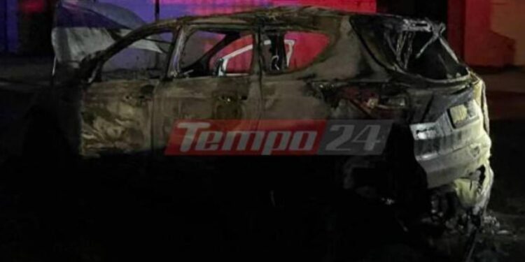 “Βροχή” πυροβολισμών μεταξύ αστυνομικών και κακοποιών στο Αίγιο! Επιχείρησαν να ανατινάξουν ΑΤΜ, βρέθηκε καμένο ΙΧ[photos]