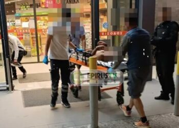 Ιωάννινα: Αιματηρό επεισόδιο σε σούπερ μάρκετ – Τσακώθηκαν και τον μαχαίρωσε[Φωτογραφίες]