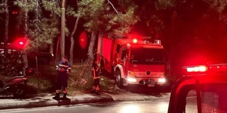 Θρίλερ στον Βύρωνα: Βρέθηκε πτώμα γυναίκας σε λόφο[Φωτογραφίες]