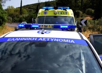 Αδιανόητο συμβάν στην Εύβοια: Κυνήγησε τον άνδρα της με σπαθί λόγω… φαγητού