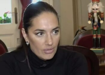 Νόνη Δούνια