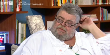 Alldaynews.gr Χαμός στον αέρα του «Στούντιο 4»! Σταμάτης Κραουνάκης: «Κάνε με να κ@υ…ω»