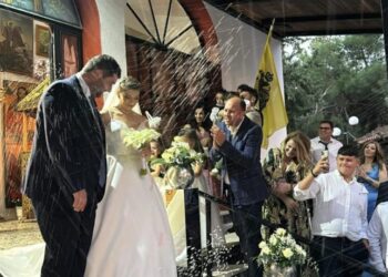 Alldaynews.gr Σενάριο από ταινία – Γνωρίστηκαν στον Ιανό, Δεν παντρεύτηκαν λόγω Daniel και πήγαν εκκλησία μετά τον …Elias