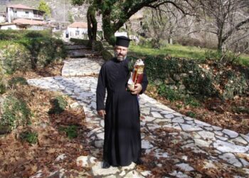 Θρήνος για τον 55χρονο Ιερέα πατήρ Φίλιππο Πέτρου που ”Έφυγε” με τραγικό τρόπο[Φωτογραφίες]