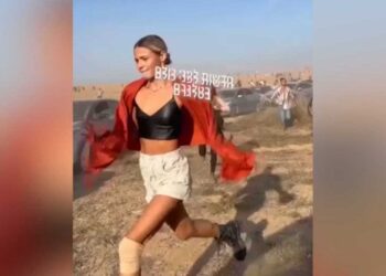 Τρομακτικές σκηνές στο Ισραήλ: Μαχητές της Χαμάς προσγειώνονται με αλεξίπτωτο και ανοίγουν πυρ σε πάρτι με 100άδες κόσμο (video)