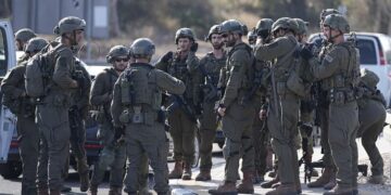 Πόλεμος στο Ισραήλ: Επιχείρηση «Σιδερένια Ξίφη», μάχες σε 22 μέτωπα – 200 Ισραηλινοί νεκροί και 1.000 τραυματίες