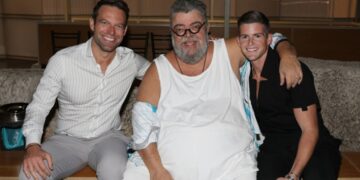 Στέφανος Κασσελάκης: Με τον Τάιλερ στην παράσταση του Κραουνάκη στο Ηρώδειο