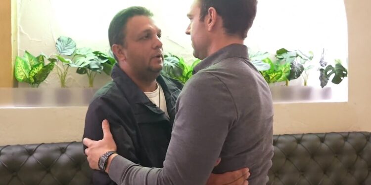 Alldaynews.gr Στέφανος Κασσελάκης: Συνάντηση με πατέρα θύματος των Τεμπών – «Μπήκα υποψήφιος λόγω της τραγωδίας» είπε ο πρόεδρος του ΣΥΡΙΖΑ