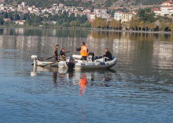 Τραγωδία στην Καστοριά: Στο βυθό της λίμνης εντοπίστηκε 42χρονος που αγνοούνταν