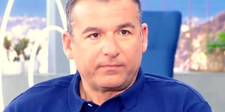 Ξέσπασε ο Λιάγκας στον αέρα: «Θα έπρεπε να ντρέπεστε στις άλλες εκπομπές»[video]