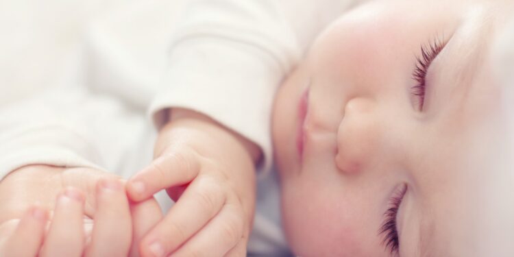 Νάξος: «Θα το μεγαλώσουμε σαν δικό μας», λέει ο πατέρας της 13χρονης για το μωρό της κόρης του[video]