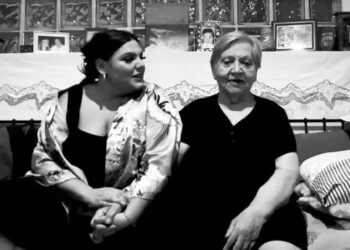 Δανάη Μπάρκα: «Ραγίζει καρδιές» το βίντεο με τη γιαγιά της και η αφιέρωσή τους στον παππού της που δεν ζει