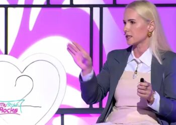 Alldaynews.gr Χαμός στο My Style Rocks: «Άσχετη είσαι καημενούλα μου», «Άσχετη είσαι εσύ»