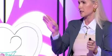 Alldaynews.gr Χαμός στο My Style Rocks: «Άσχετη είσαι καημενούλα μου», «Άσχετη είσαι εσύ»