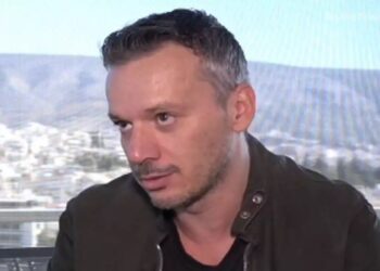 Ο Γιώργος Νανούρης εξομολογείται για τη Χαρούλα Αλεξίου: «Δεν ξέρω αν πρέπει και να τα πω αυτά, μου το είπε κλαίγοντας»