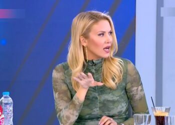 Η Φωτεινή Πετρογιάννη σε πρωτοφανές ξέσπασμα: “Όσο χοντρόπετσος και να είσαι δεν μπορείς να το αφήσεις να περάσει έτσι”