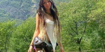 Alldaynews.gr Ισραήλ-Ευχάριστη Ανατροπή: Η 22χρονη με καταγωγή απο Θεσσαλονίκη είναι Ζωντανή–Η Ελληνίδα θεία της 22χρονης μιλά στο MEGA