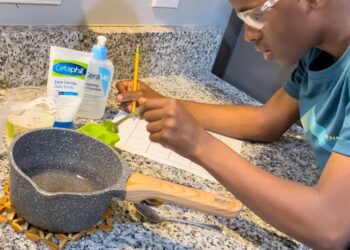 Μαθητής 14 ετών δημιούργησε σαπούνι για τη θεραπεία του καρκίνου του δέρματος