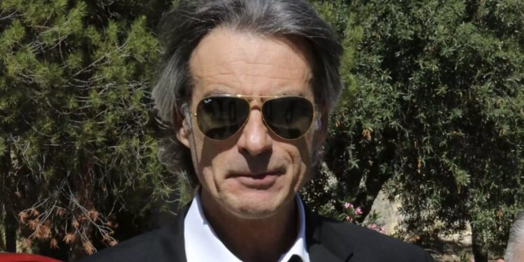 Μαίρη Χρονοπούλου: Ανατριχιαστική κίνηση απο τον Νίκο Σταγόπουλο-Έβαλε τη βέρα του αρραβώνα τους στο φέρετρο[video]