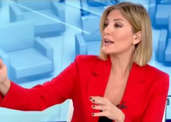 Εκτός εαυτού Ράνια Τζίμα και Γιάννης Πρετεντέρης: «Γιατί ουρλιάζετε;» – Ρένα Δούρου: «Είστε ψεύτης και τυχάρπαστος»[video]