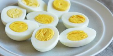 Τα αποτελέσματα είναι Απίστευτα! Τι έγινε όταν αρχισα να τρώω 3 βραστά αυγά την ημέρα για ένα μήνα