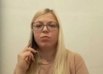 «Είπαν ”μαχαίρωσέ την”, νόμιζα ότι θα πεθάνω» – Υπάλληλος ενεχυροδανειστηρίου περιγράφει τον εφιάλτη με τους ληστές