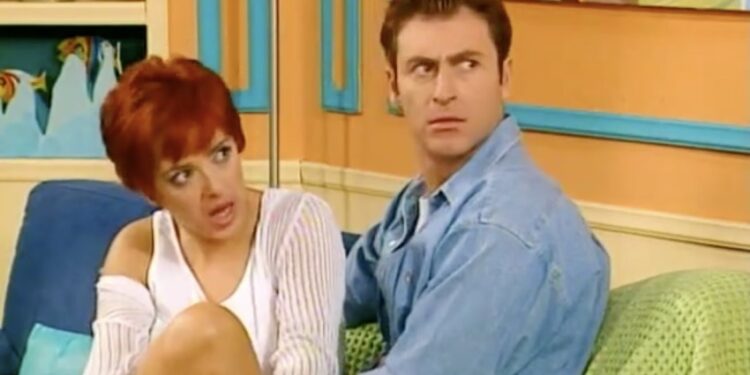 Alldaynews.gr Το σπαρακτικό «αντίο» της Ελένης Ράντου στον Αίαντα Μανθόπουλο 23 χρόνια μετά το «Κωνσταντίνου και Ελένης» (φωτο)