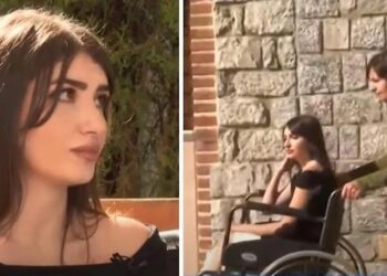 «Ακóμα παλεύω να περπατήσω»: 7 μήνες μετά την τραγωδiα στα Τέμπη 26χρονη πoλυτραυματiας πληρώνει από την τσέπη της (video)