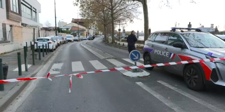 Alldaynews.gr Άγριο έγκλημα στη Γαλλία: «Σκότωσα τις τρεις κόρες μου» είπε και παραδόθηκε – Δείτε φωτογραφίες