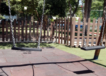 Σοκ στην Αλεξανδρούπολη: Μητέρα παιδιού η 15χρονη που τραυματίστηκε σε παιδική χαρά – Το παιχνίδι που έκανε