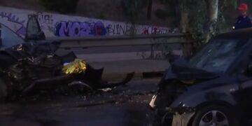 Alldaynews.gr Σοβαρό τροχαίο στη Λεωφόρο Ποσειδώνος στην άνοδο προς Συγγρού – Ένας τραυματίας, έκλεισε ο δρόμος