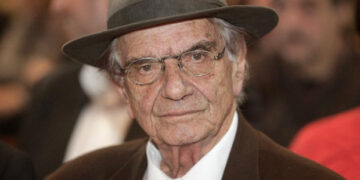 Alldaynews.gr Βασίλης Βασιλικός: Πέθανε ο σπουδαίος συγγραφέας