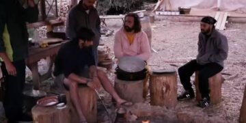 Alldaynews.gr Η Φάρμα: Απίστευτη ένταση για μια κουταλιά ζάχαρη – «Άμα βρω χέρι μέσα, θα το σπάσω στη μέση»