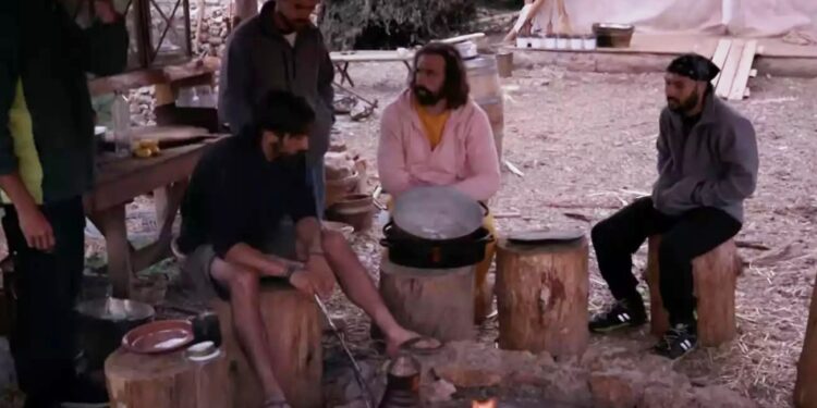 Alldaynews.gr Η Φάρμα: Απίστευτη ένταση για μια κουταλιά ζάχαρη – «Άμα βρω χέρι μέσα, θα το σπάσω στη μέση»