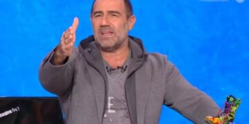 «Κόλαφος» ο Αντώνης Κανάκης στο Ράδιο Αρβύλα: «Δεν ντρέπεστε ρε αλήτες, ρε κωλ…δα; Πόσο βλάκες μπορεί να είστε;»